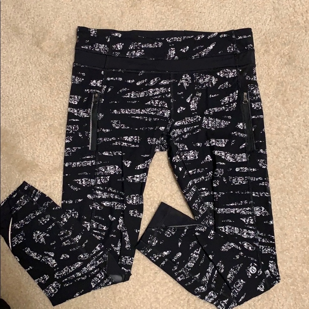 Lululemon size 8